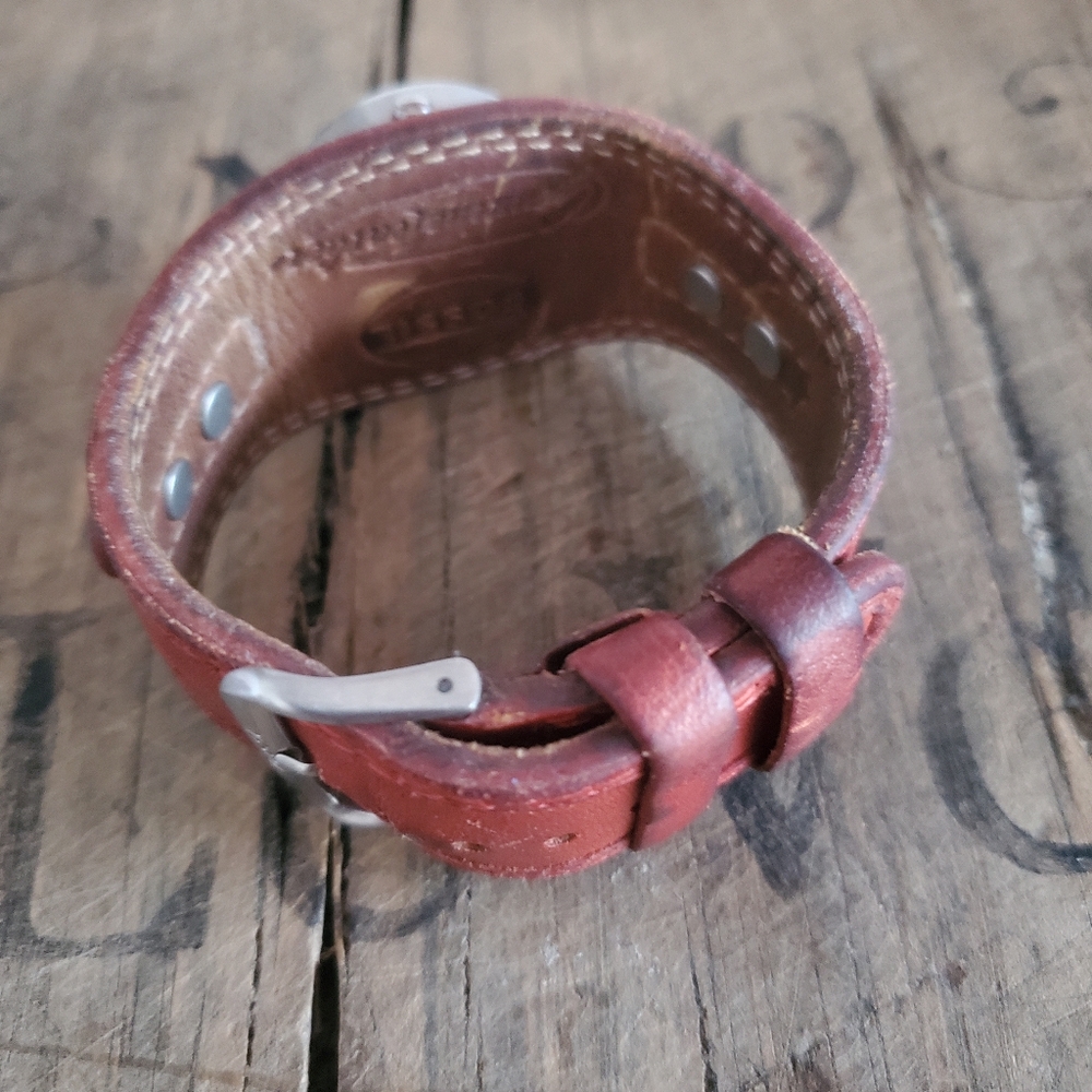 FOSSIL 'Rare' Vintage Big Tic Hearts Leather | Stainless Steel Wide Band Watch - Picture 6 of 14